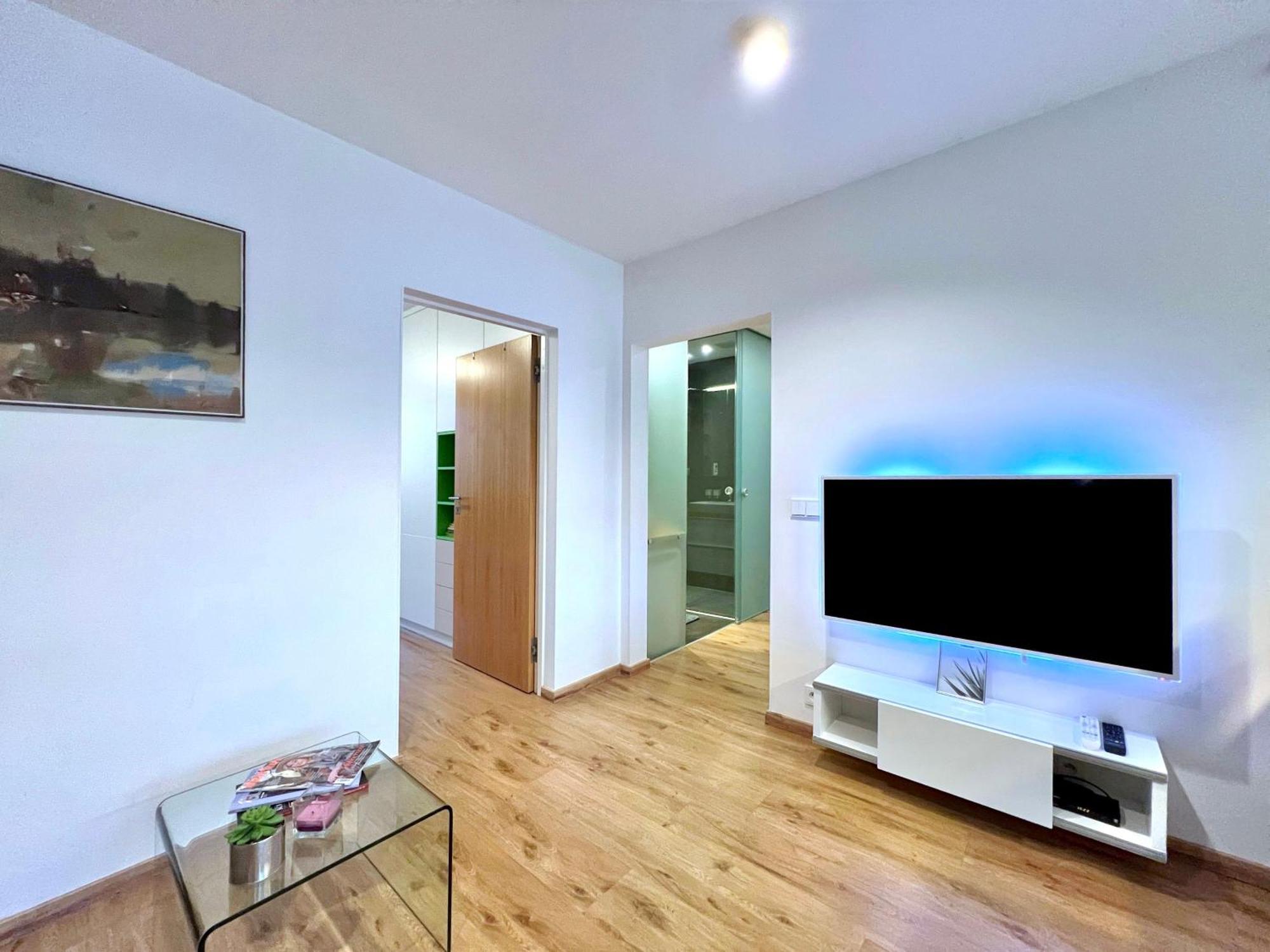 Jana'S Apartment, Free Parking Praag Buitenkant foto